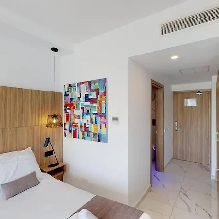 Otel The Blue Ivy & (adults Only) 4*