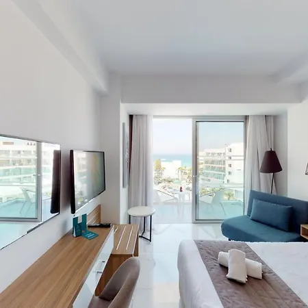 Otel The Blue Ivy & (adults Only) Protaras