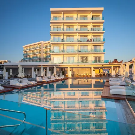 Hotel The Blue Ivy & (adults Only)