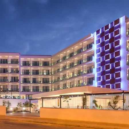 The Blue Ivy & (adults Only) Otel Protaras