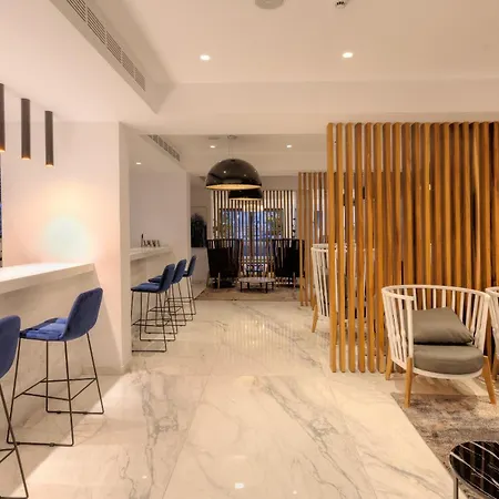 Otel The Blue Ivy & (adults Only) 4*