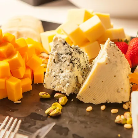 The Blue Ivy & (adults Only) Hotel