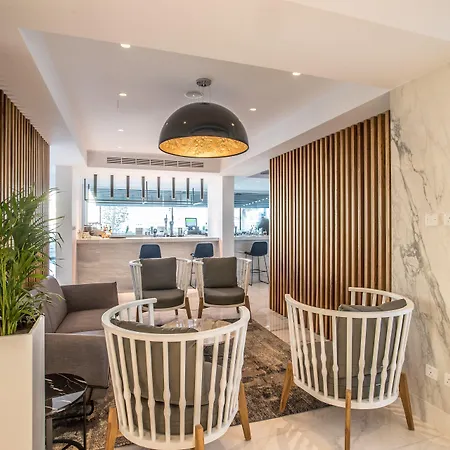 Hotel The Blue Ivy & (adults Only)