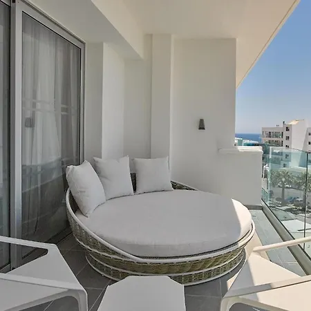The Blue Ivy & (adults Only) 4*