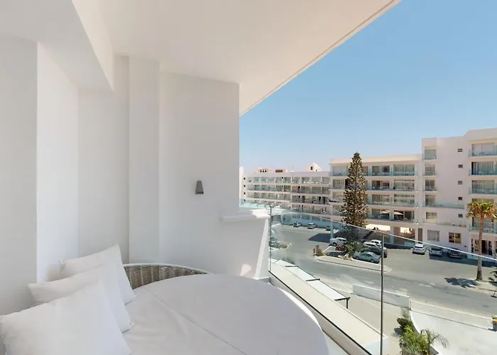 The Blue Ivy & (adults Only) 4* Πρωταράς