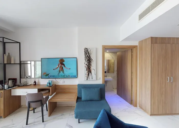 The Blue Ivy & (adults Only)