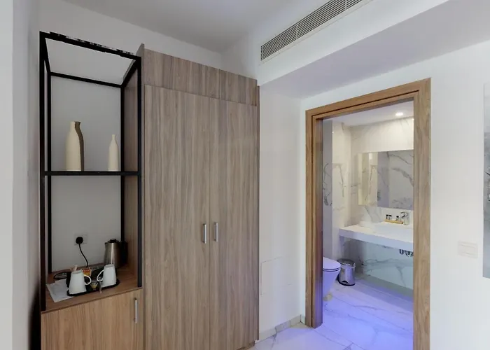 Ξενοδοχείο The Blue Ivy & (adults Only) 4*