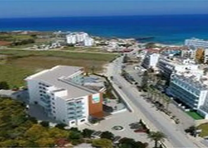 Otel The Blue Ivy & (adults Only) Protaras