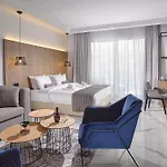 The Blue Ivy & (adults Only) فندق
