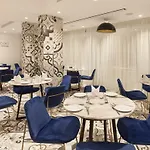 The Blue Ivy & (adults Only) فندق