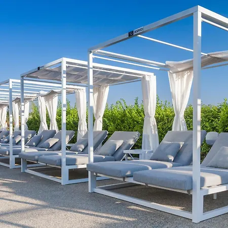 The Blue Ivy & (adults Only) Hotel