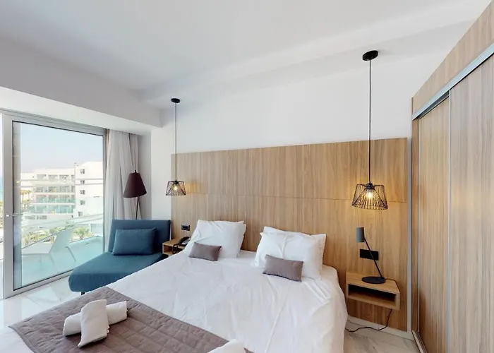 The Blue Ivy & (adults Only) Protaras